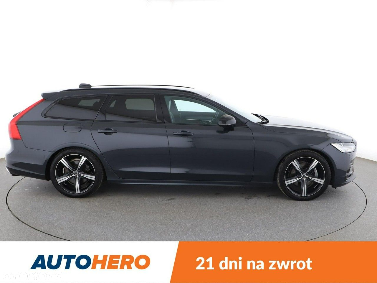 Volvo V90 D4 R-Design - 9