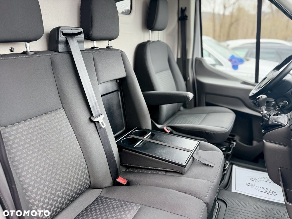 Ford Transit - 21