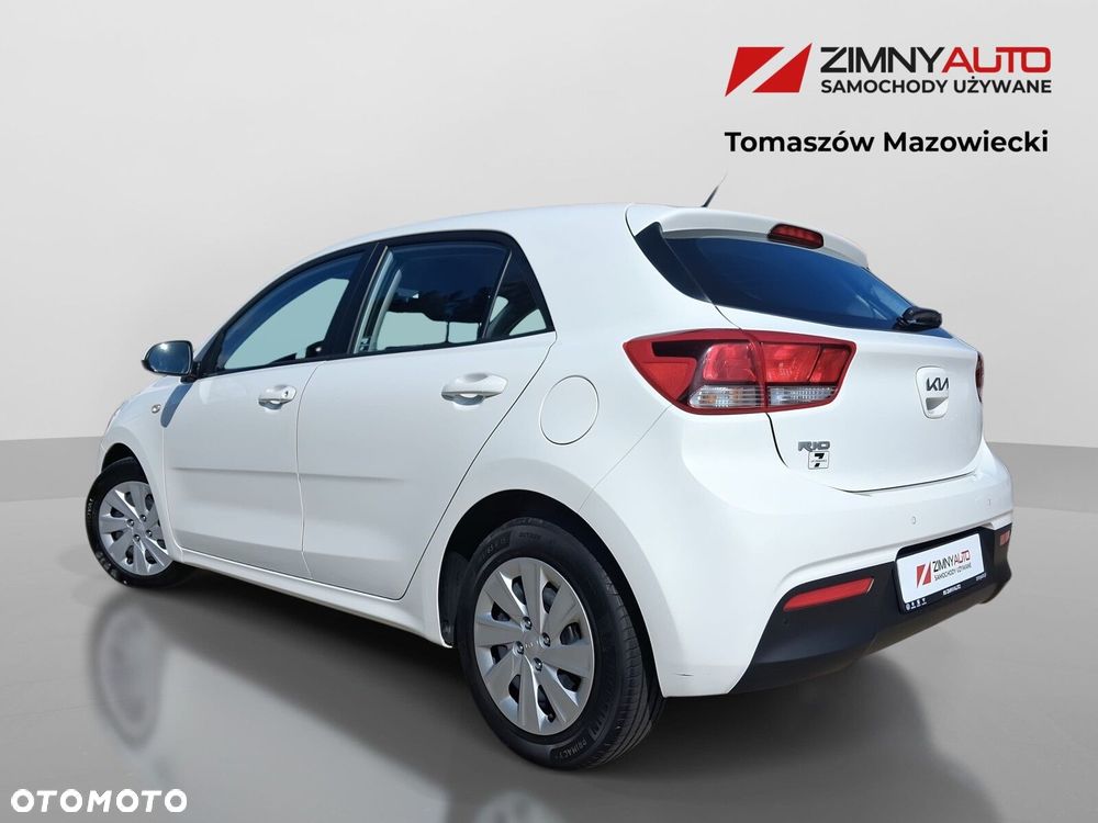 Kia Rio - 5