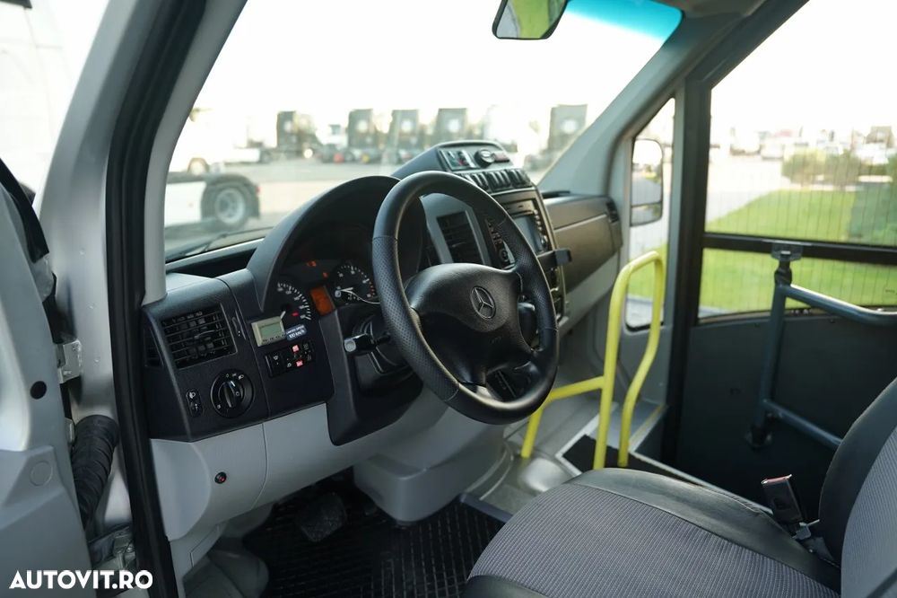 Mercedes-Benz SPRINTER 516 CDI / 2x AER CONDIȚIONAT / ECHIPAMENT ULTRA-ECHIPAT / PIELE / IMPORTAT - 18