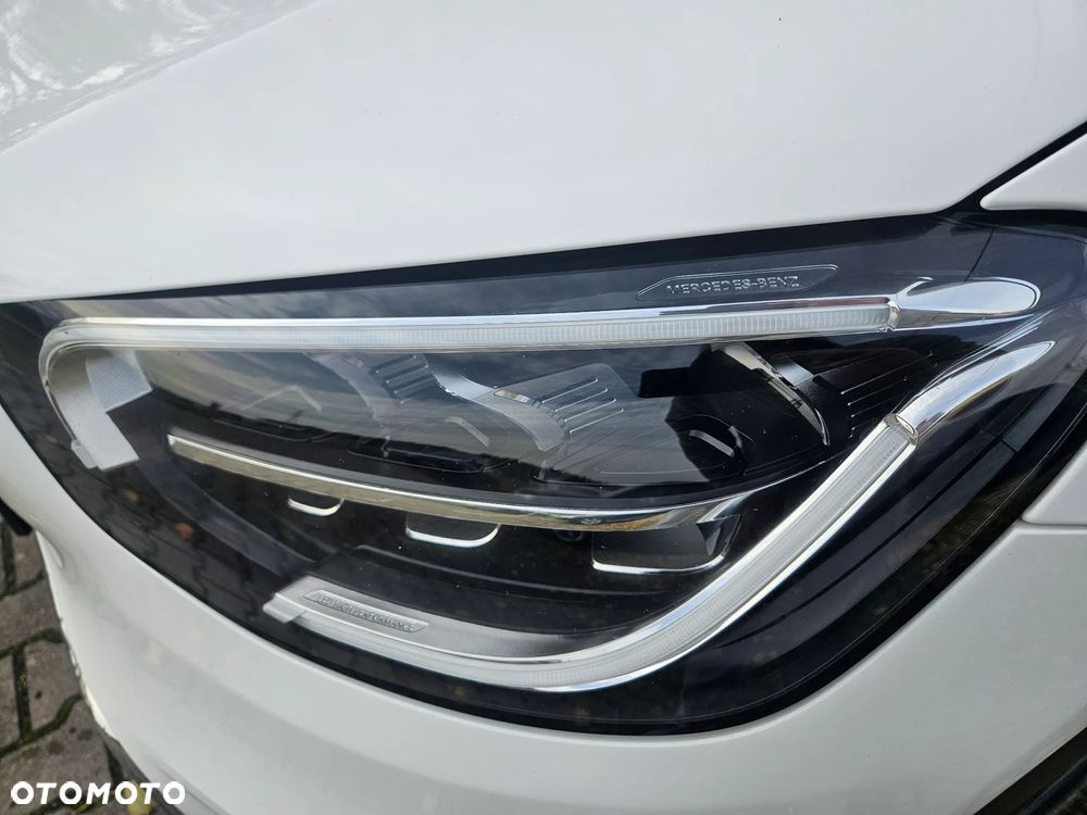 Mercedes-Benz GLC 220 d 4Matic 9G-TRONIC - 10