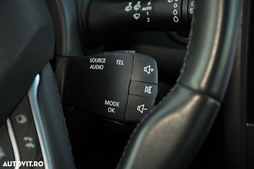 Renault Kadjar TCe 140 EDC GPF BUSINESS EDITION - 19