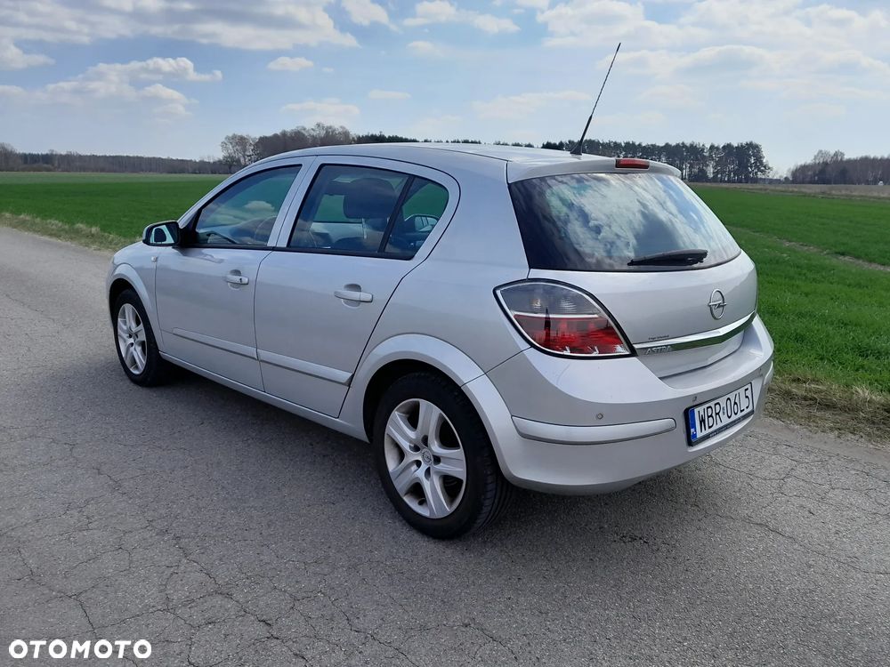 Opel Astra 1.8 Edition Plus - 3