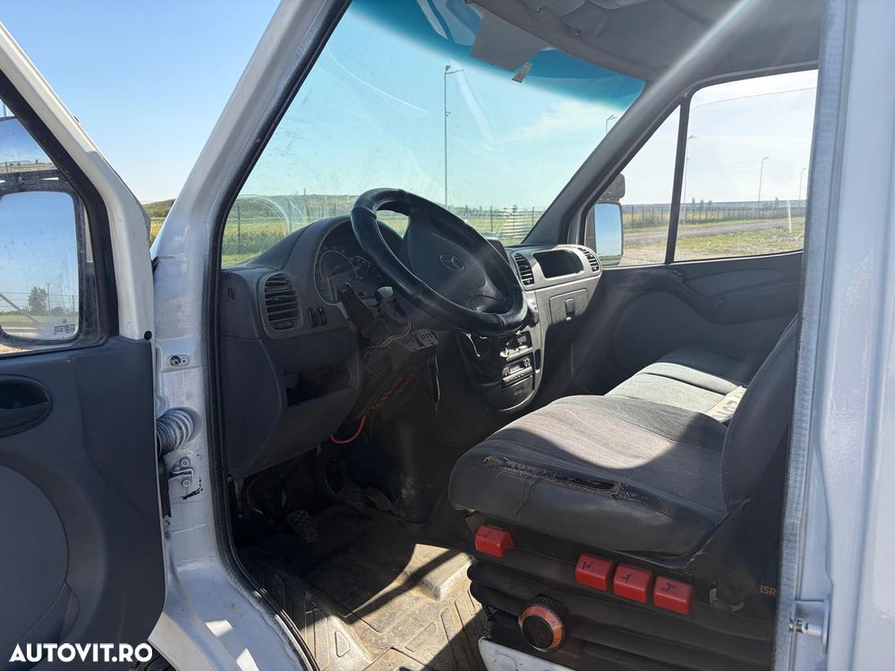 Mercedes-Benz Sprinter - 7