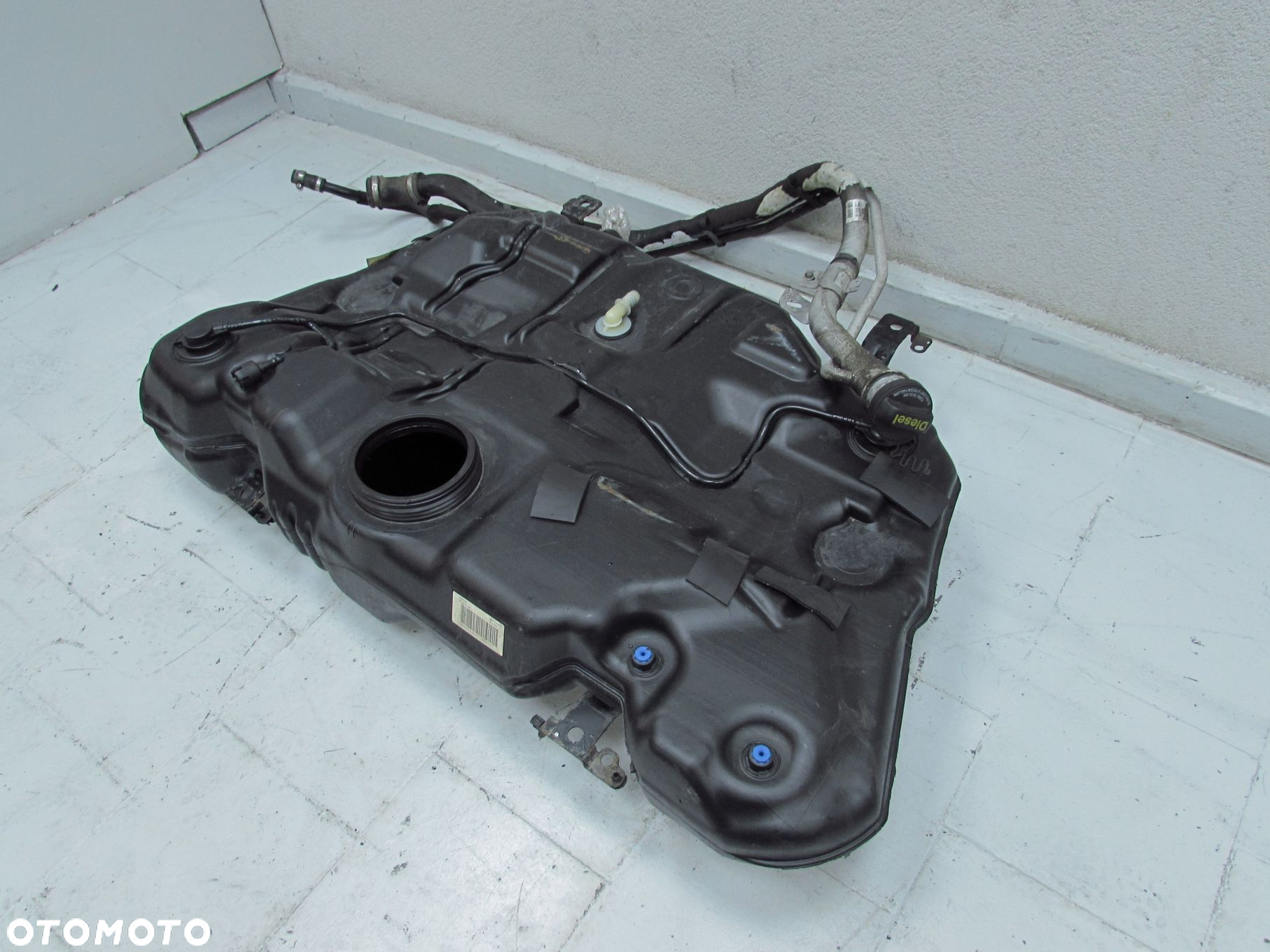 VOLVO XC60 2.4 D5 2WD 08-17 ZBIORNIK BAK PALIWA 31303264 - 2
