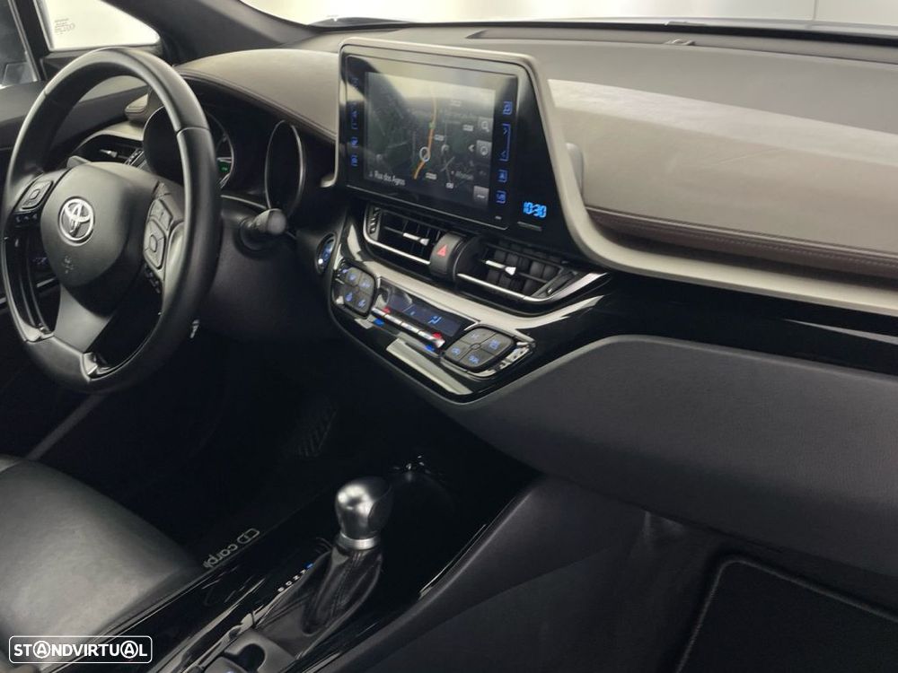 Toyota C-HR 1.8 HSD Exclusive+P.Luxury - 23