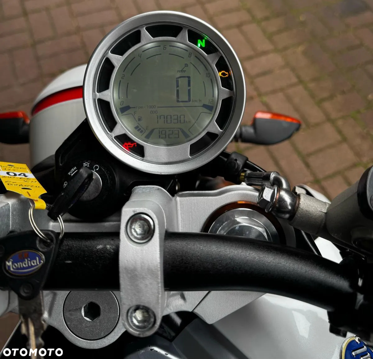 Mondial HPS 125 - 13