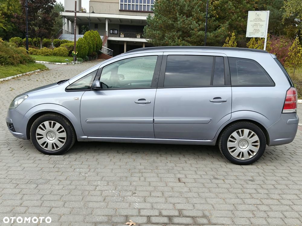 Opel Zafira 1.8 Family Plus - 23