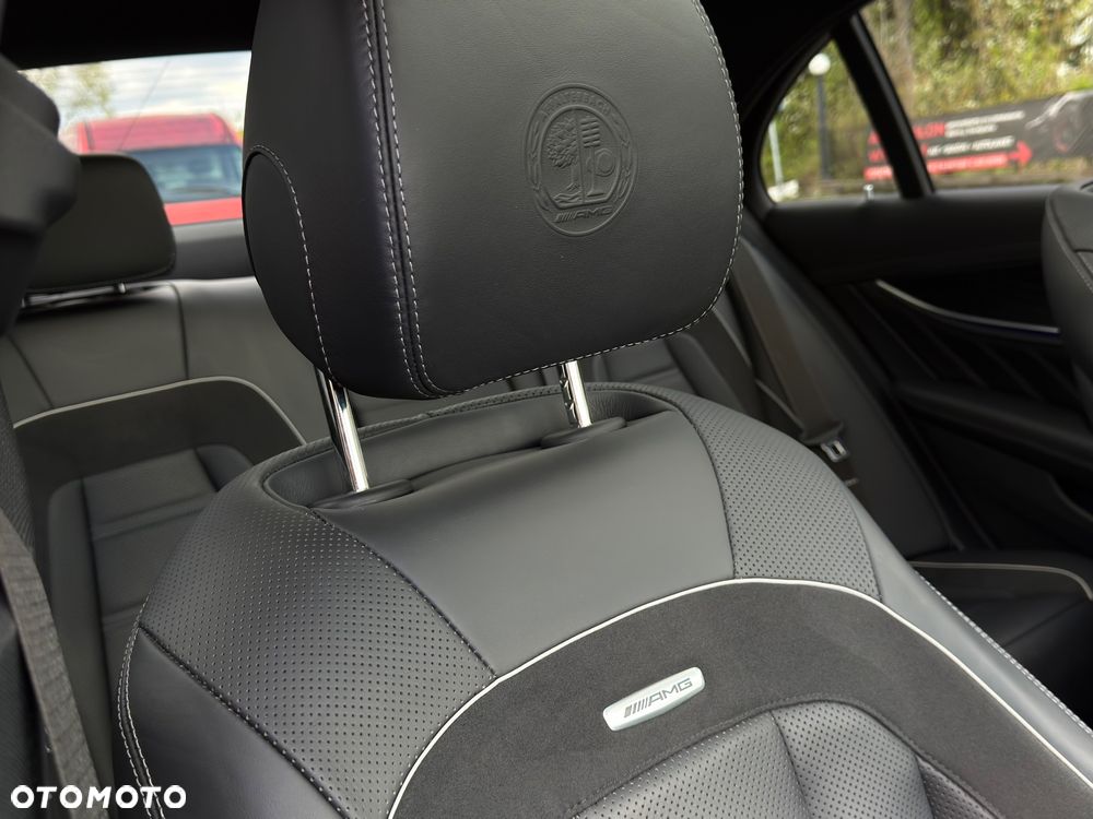 Mercedes-Benz Klasa E AMG 63 S 4-Matic+ - 12