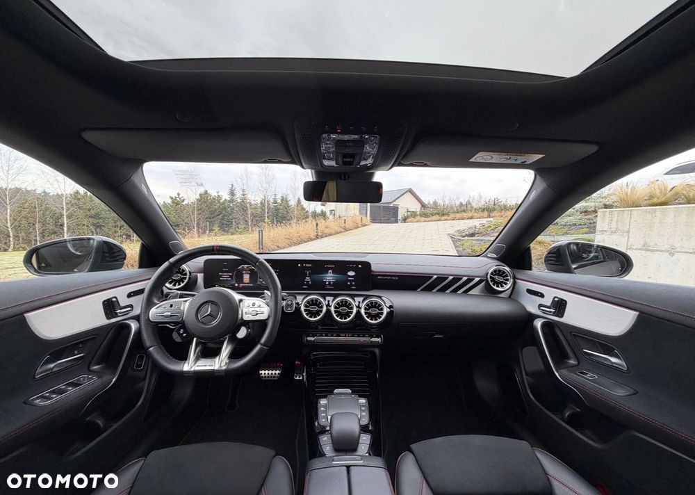 Mercedes-Benz CLA AMG 45 S 4-Matic 8G-DCT - 17