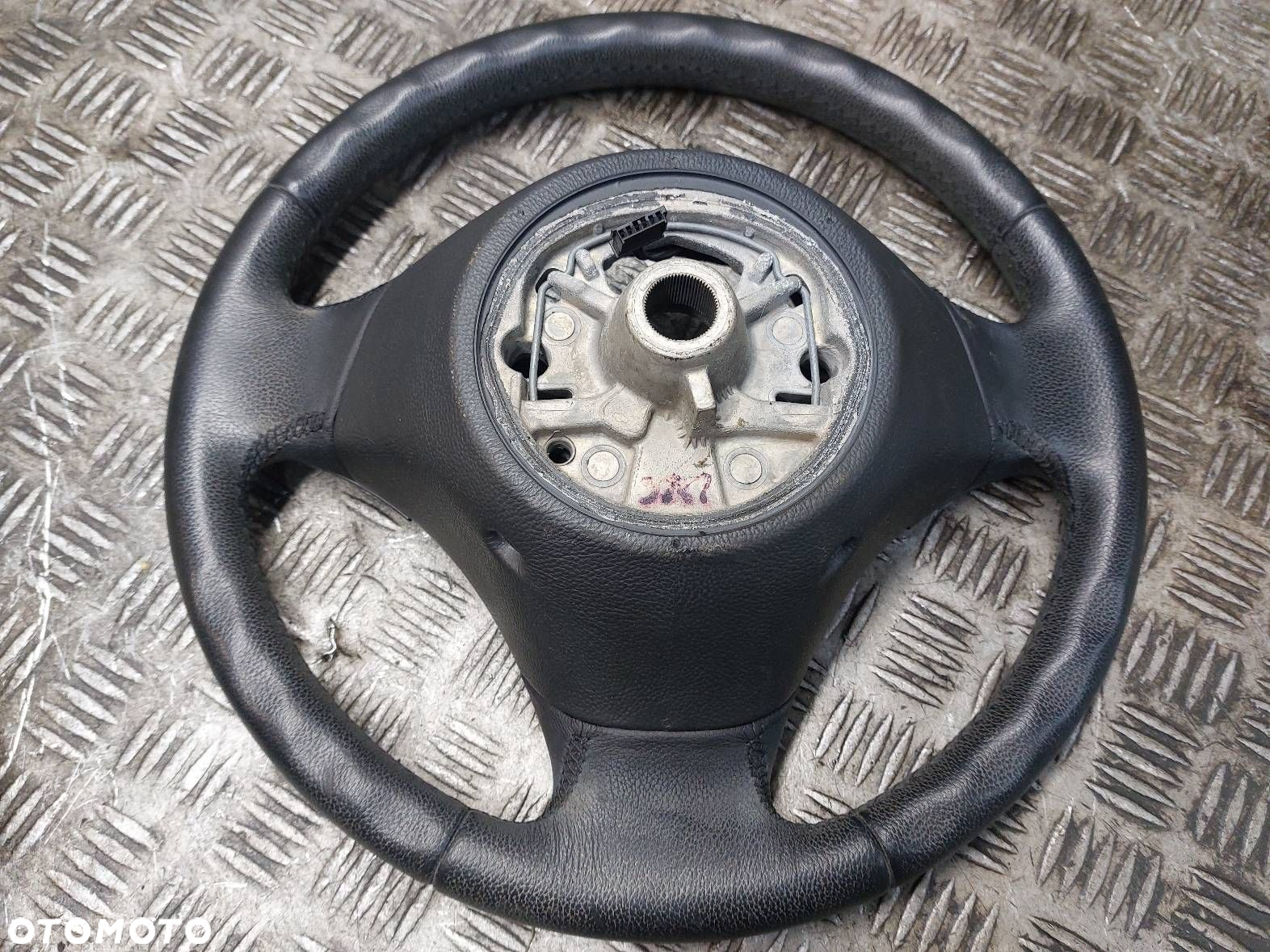 KIEROWNICA BMW E90 E91 6959893 6764547 - 6