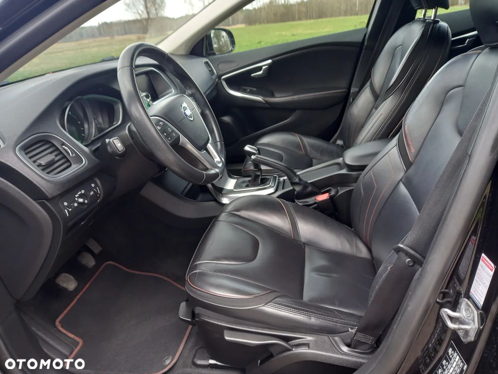 Volvo V40 D2 Ocean Race - 7
