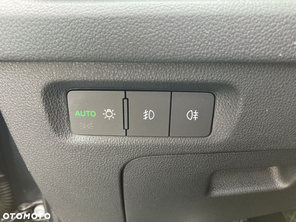 Skoda Octavia 1.5 TSI ACT Ambition - 25