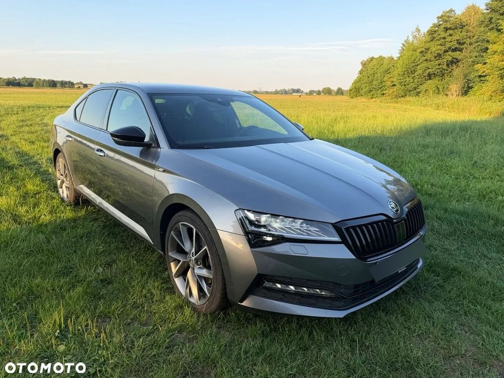Skoda Superb 2.0 TDI SCR Sportline DSG - 25