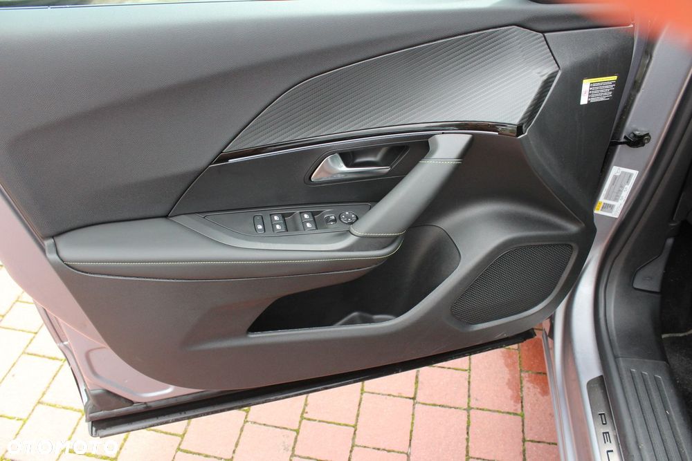 Peugeot 2008 1.2 PureTech GT S&S EAT8 - 13