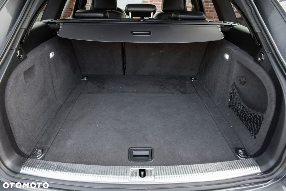 Audi A4 Avant - 30