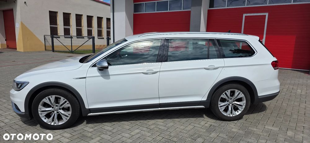 Volkswagen Passat 2.0 TDI SCR DSG 4Motion Business - 11