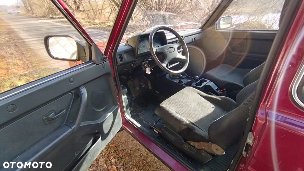 Lada Niva 1.7i - 12