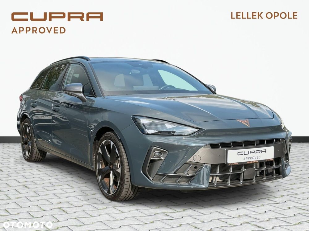 Cupra Leon 1.5 eTSI DSG - 4
