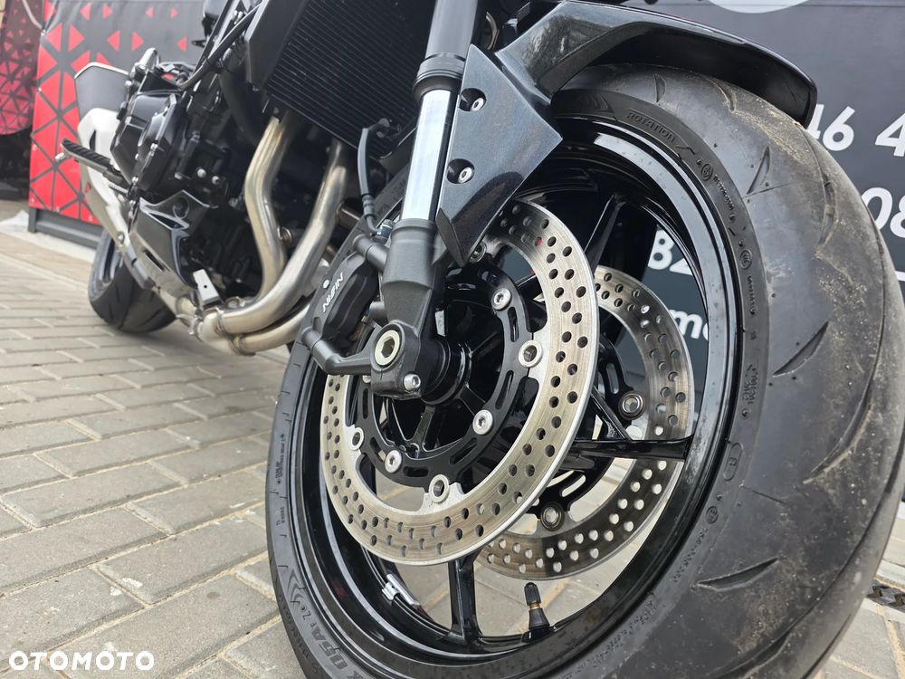 Kawasaki Z 900 - 16