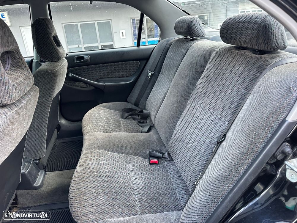 Honda Civic 1.4i S - 9