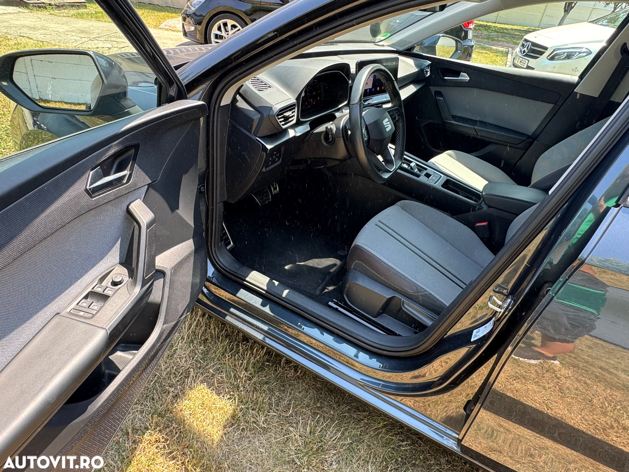 Seat Leon Sportstourer 2.0 TDI DSG Style - 10