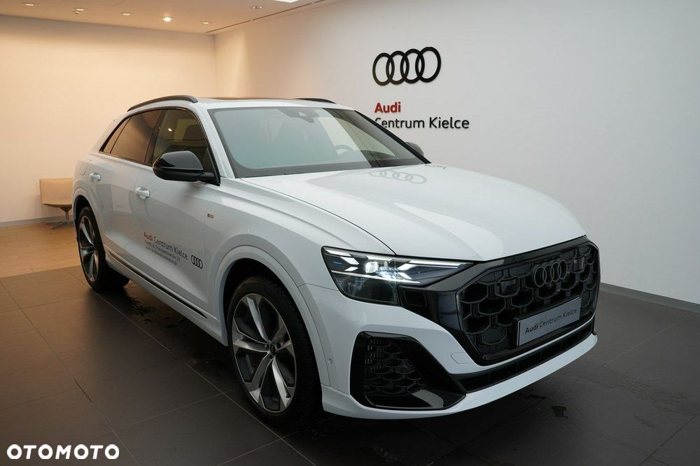 Audi Q8 - 6
