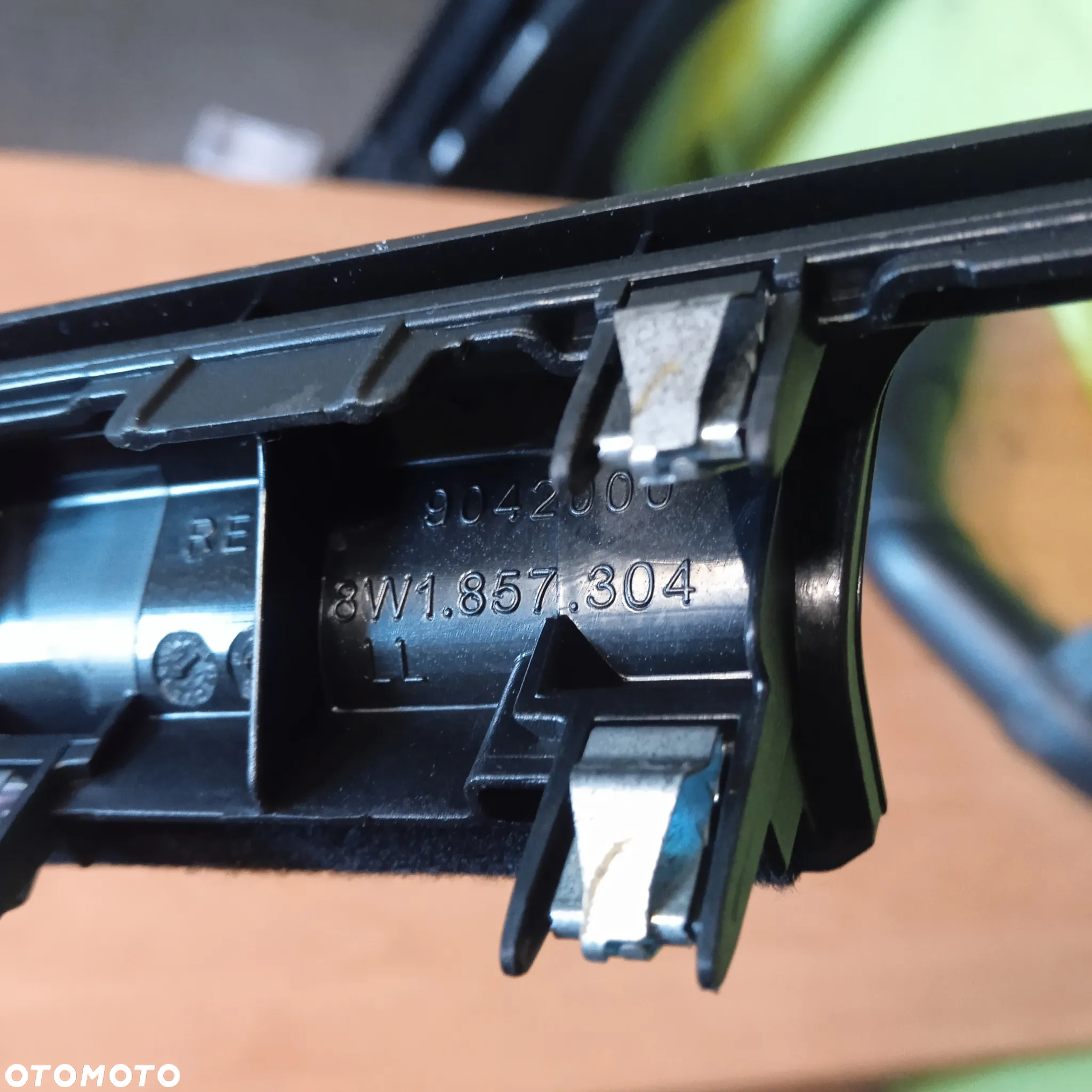 Listwa ozdobna 8W1857304 - 6