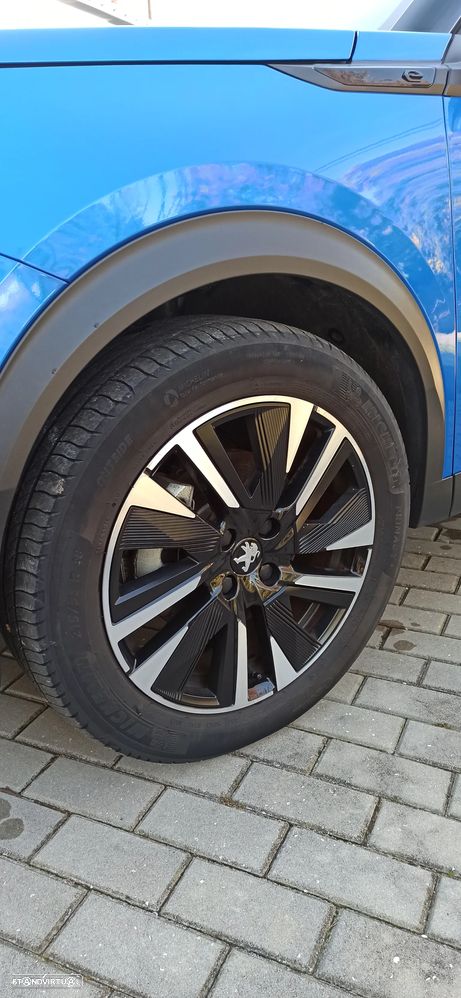 Peugeot e-2008 GT Pack - 19