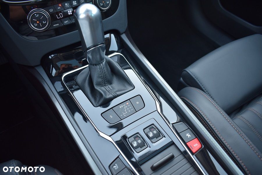 Peugeot 508 BlueHDi 180 EAT6 Stop&Start Allure - 24