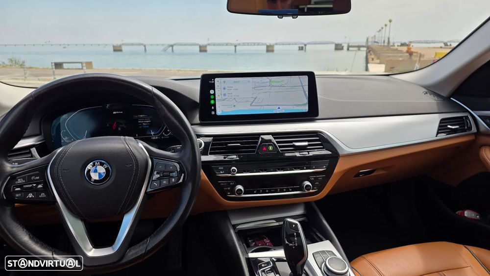 BMW 520 e Aut. Luxury Line - 6