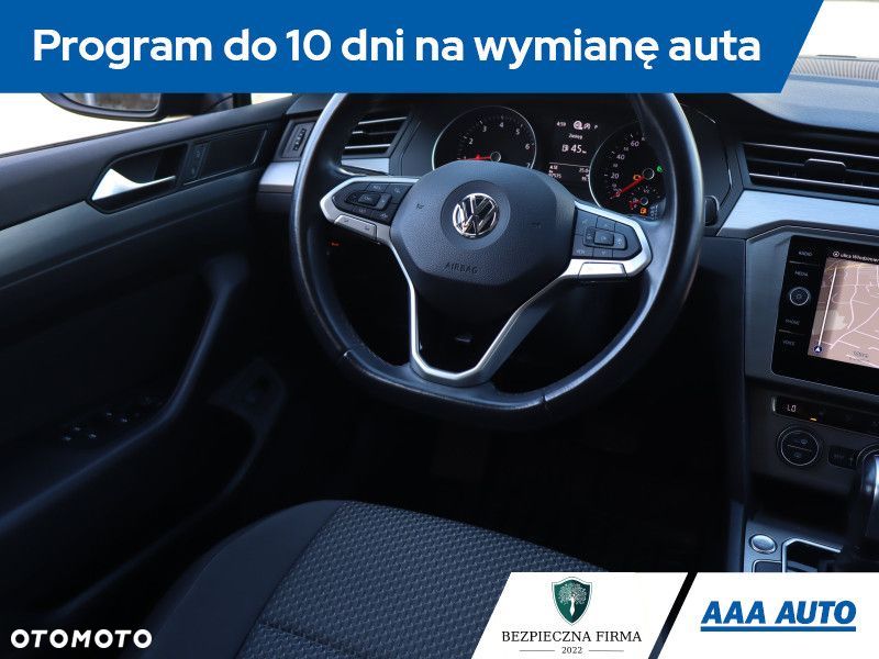 Volkswagen Passat Variant - 9