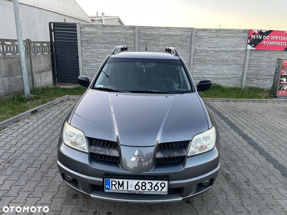 Mitsubishi Outlander 2.0 2WD Invite - 5