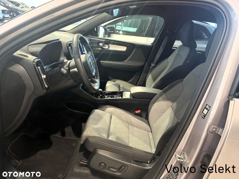 Volvo XC 40 - 23
