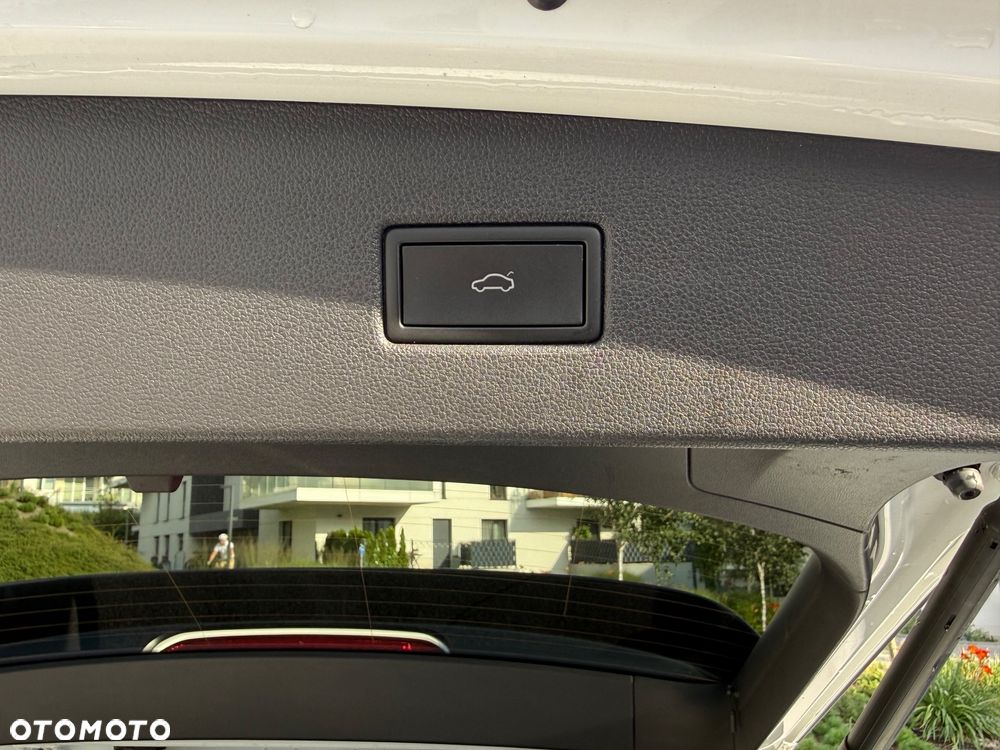 Volkswagen Tiguan 2,0 TSI OPF 4Motion DSG R-Line - 17