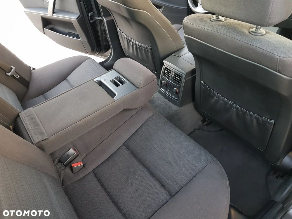 BMW Seria 5 520d - 37