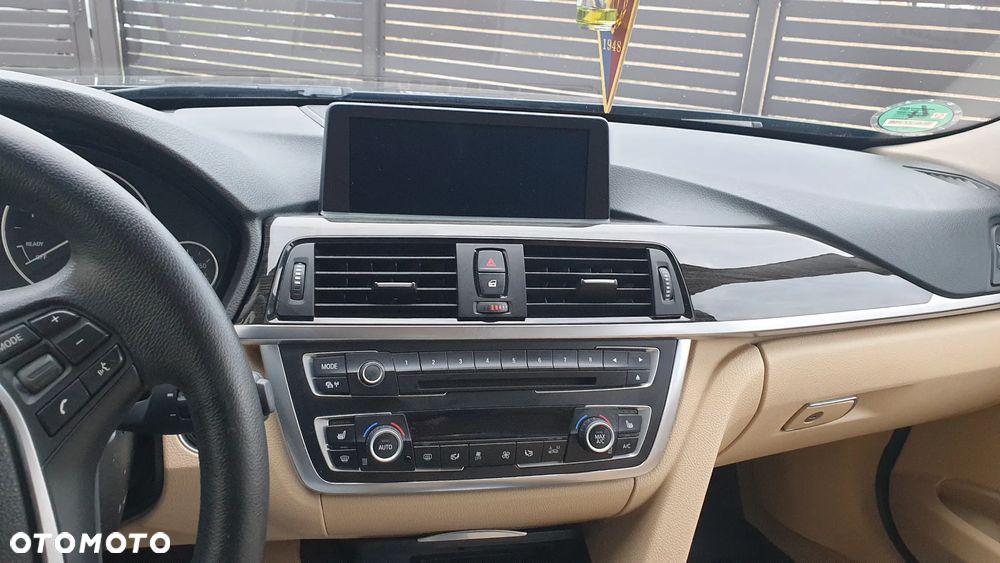 BMW Seria 3 330d Blue Performance Luxury Line - 6