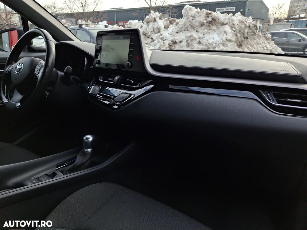 Toyota C-HR - 28