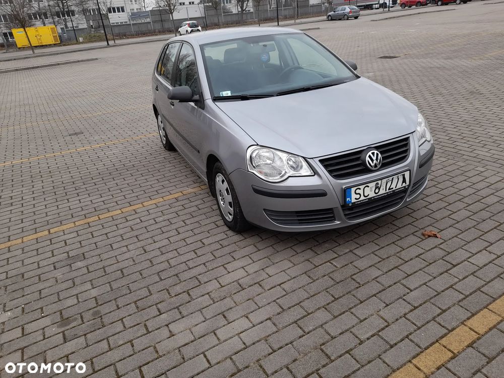 Volkswagen Polo 1.4 16V Comfortline - 9