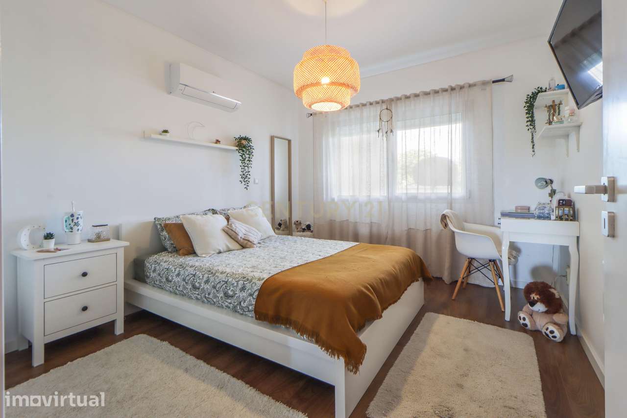 Apartamento duplex T2+2 com terraços - Grande imagem: 4/32