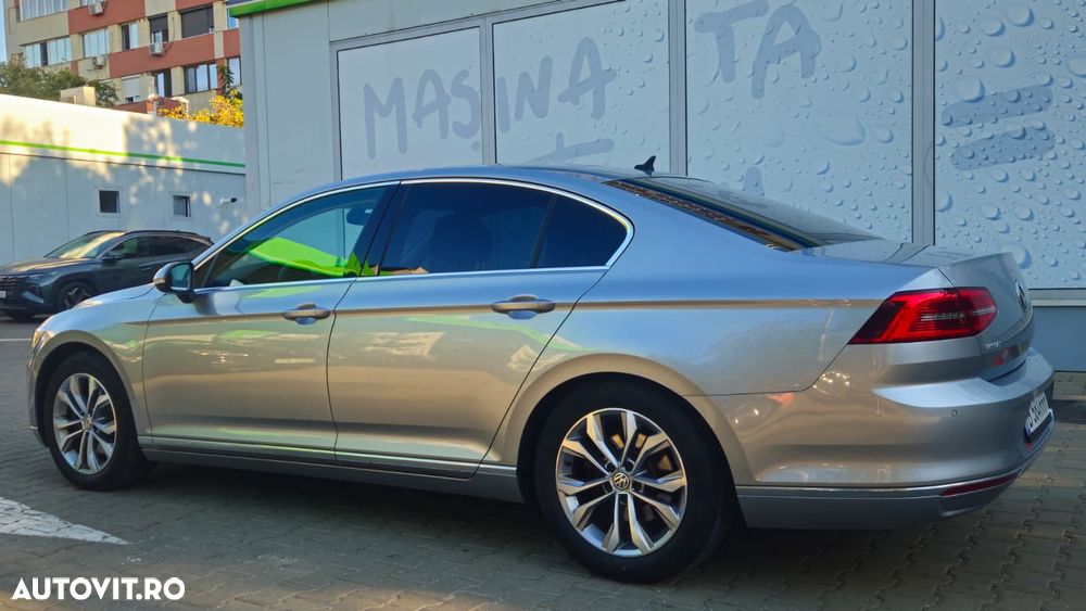 Volkswagen Passat 1.6 TDI SCR DSG - 4