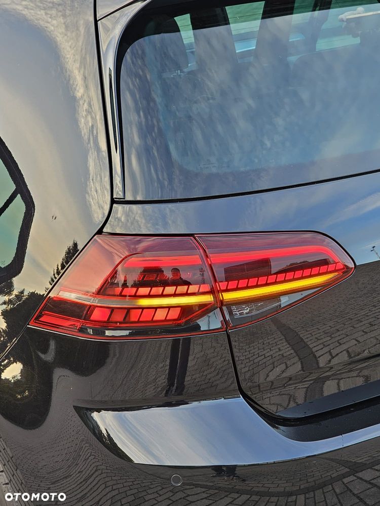 Volkswagen Golf - 14