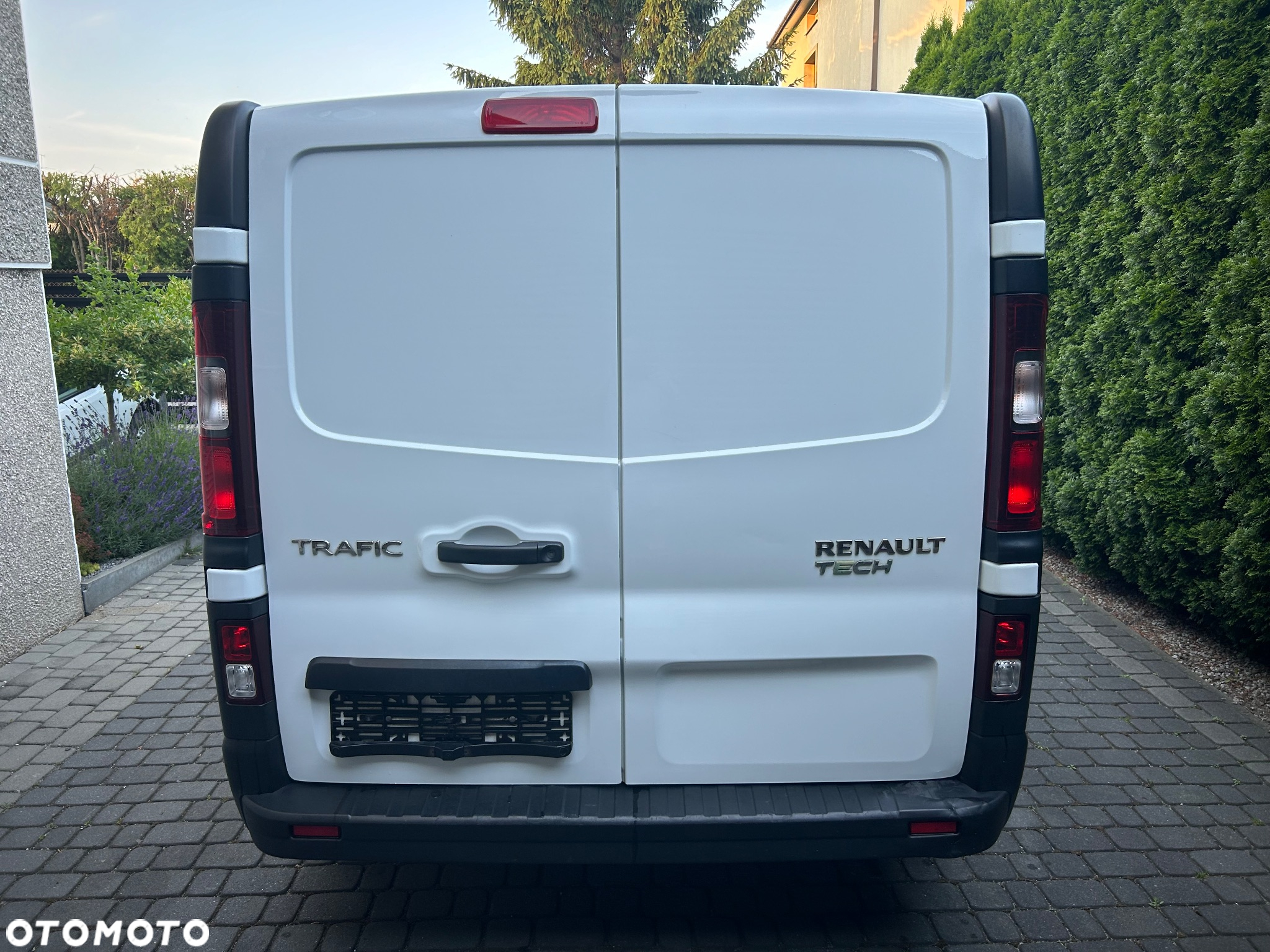 Renault Trafic - 6