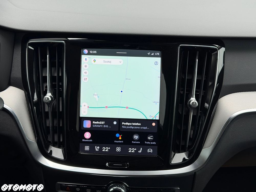 Volvo V60 Cross Country B4 D AWD Geartronic Pro - 11