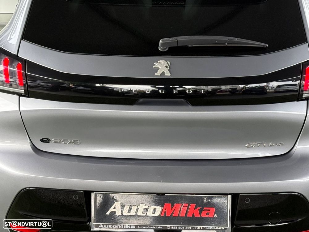 Peugeot e-208 - 19