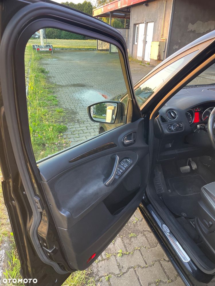 Ford Galaxy 2.0 TDCi Ghia - 13
