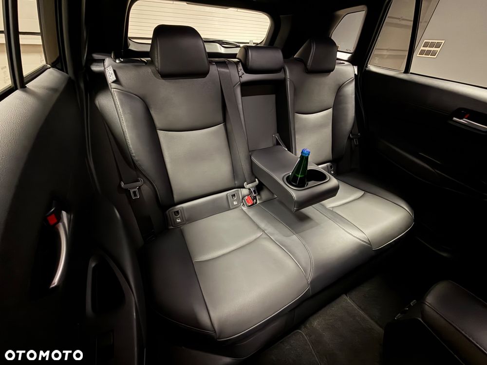 Toyota Corolla Cross 2.0 Hybrid Executive AWD - 24