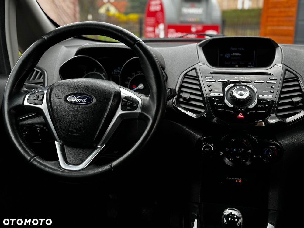 Ford EcoSport 1.5 TDCi TITANIUM - 17