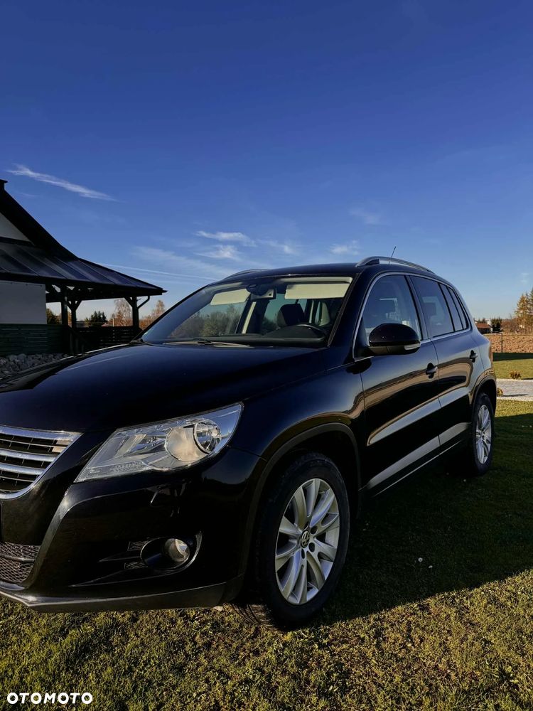 Volkswagen Tiguan - 2