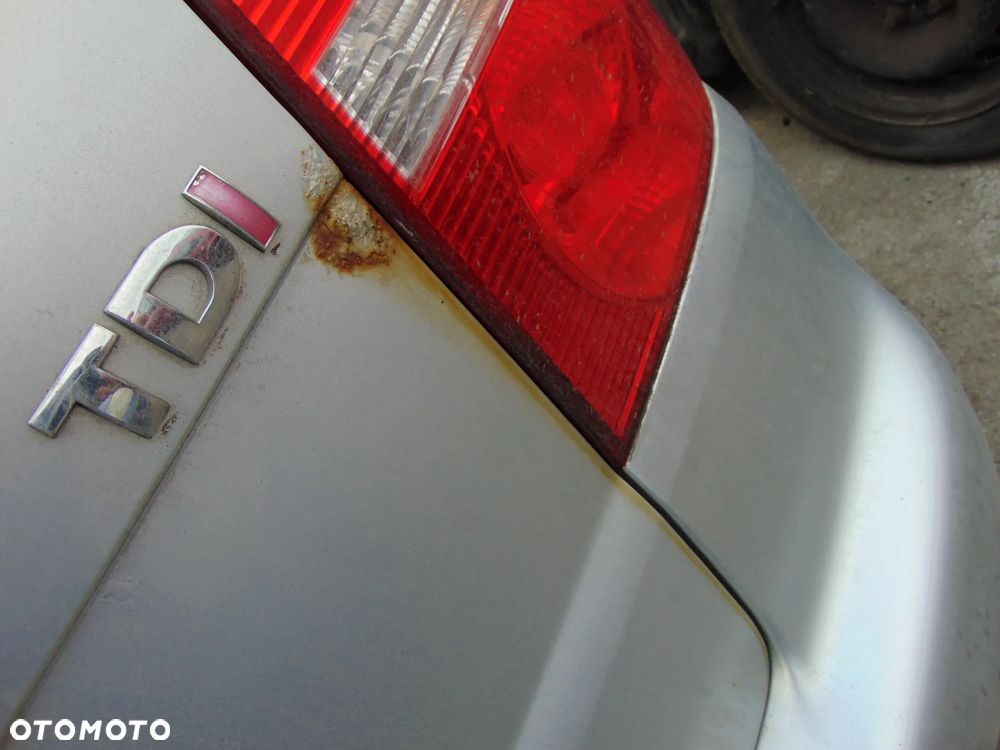 KLAPA TYŁ TYLNIA BAGAŻNIKA VW TOURAN I LA7W - 5